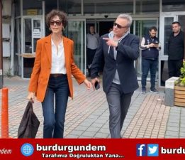Arzum Onan ile Mehmet Aslantuğ boşandı.