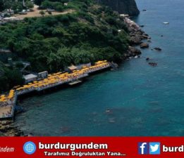 Bayramda falez plajlarına büyük ilgi