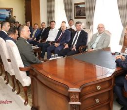BURDUR VALİSİ TÜRKER ÖKSÜZ GÖREVE BAŞLADI