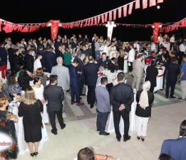 BURDUR VALİLİĞİ EV SAHİPLİĞİNDE ZAFER BAYRAMI KABUL TÖRENİ DÜZENLENDİ