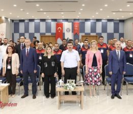 BURDUR’DA AFETLER SONRASI ÇALIŞANA PSİKOSOSYAL DESTEK ÇALIŞTAYI YAPILDI