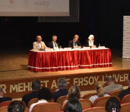 MAKÜ’de “Kınalızade Siyaset ve Ahlak Paneli” Gerçekleştirildi