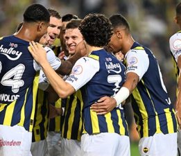 Fenerbahçe Başakşehir karşısında fırtına gibi esti geçti