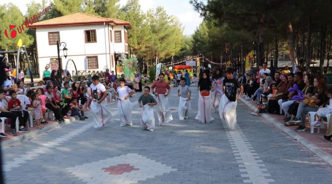 GÖLHİSAR’DA ÇOCUKLAR DOYASIYA EĞLENDİ