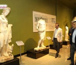 VALİ ÖKSÜZ’DEN BURDUR ARKEOLOJİ MÜZESİ’NE ZİYARET