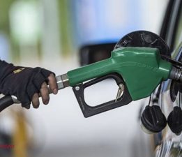 Benzine indirim geldi