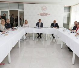 VALİ ÖKSÜZ, KADINA YÖNELİK ŞİDDETLE MÜCADELEDE İLKEMİZ SIFIR TOLERANS
