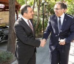 BAKAN YARDIMCISI GÜMEN, VALİ ÖKSÜZ’E ZİYARETTE BULUNDU