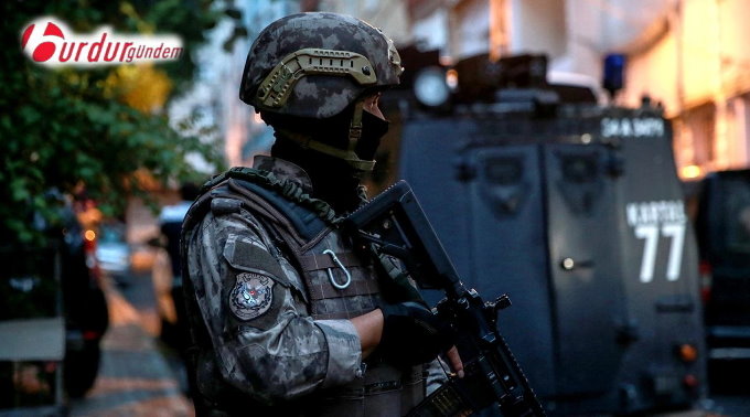 Bakan Yerlikaya duyurdu! Uluslararası suç örgütü ‘Comanchero’ çökertildi