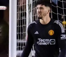 Altay Bayındır Manchester United’da ilk maçına çıktı