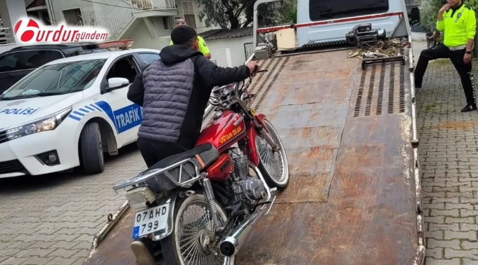 15 yaşındaki motosiklet sürücüsüne 37 bin TL ceza