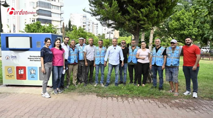 Bağımsız Atık Toplayıcıları için akıllı konteyner