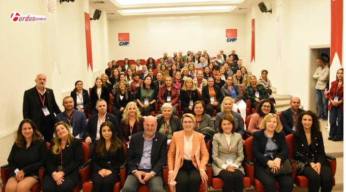 CHP Kadın Kolları Yönetici Eğitimleri Ankara’da düzenlendi