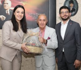 Eski CHP Genel Başkanı Çetin’den Bucak Ziyareti