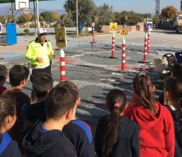 Burdur Trafik Ekiplerinden Öğrencilere Özel Trafik Eğitimi