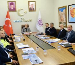 KIŞ MEVSİMİ TRAFİK TEDBİRLERİ TOPLANTISI YAPILDI