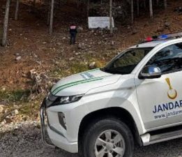 ANIT AĞAÇLAR JANDARMA’NIN GÖZETİMİ ALTINDA