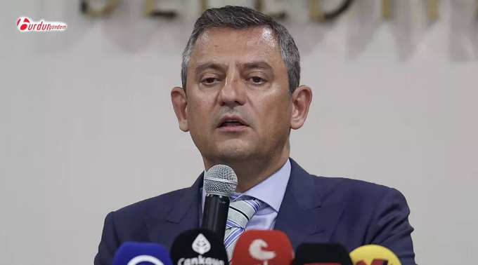 Özgür Özel: İrem Çiçek hakkında verilen ev hapsi kararı yeniden değerlendirilmelidir