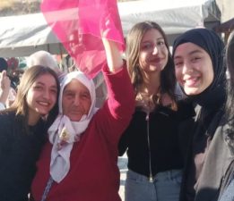 Cumhuriyet Coşkusu Farklı Kuşakları Buluşturdu