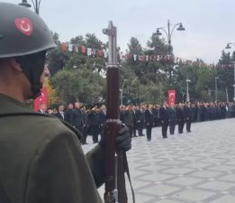 Burdur’da Ulu Önder Mustafa Kemal Atatürk sevgi saygı ve özlemle anıldı