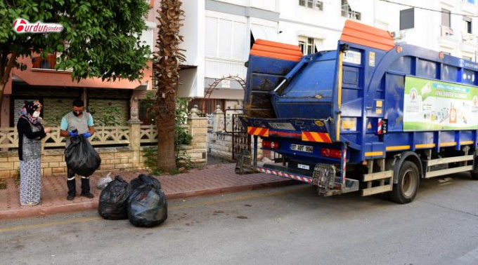 Muratpaşalılar geri dönüşümle 1.4 milyon lira kazandı