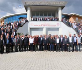 VALİ BİLGİHAN BAŞKANLIĞINDA MUHTARLAR TOPLANTISI GERÇEKLEŞTİRİLDİ