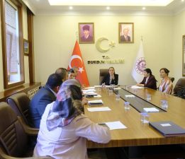 VALİ TÜLAY BAYDAR BİLGİHAN, HALK GÜNÜ TOPLANTISINDA VATANDAŞLARLA BULUŞTU