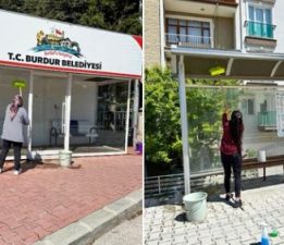 Burdur Belediyesi’nden kapalı duraklarda temizlik çalışması