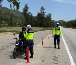 Burdur’da 153 sürücüye ceza uygulandı