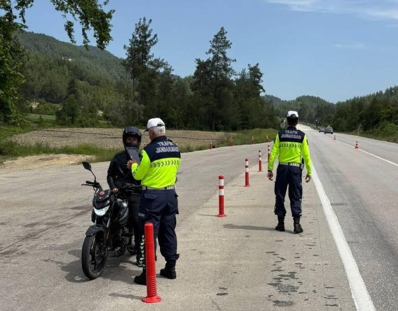 Burdur’da 153 sürücüye ceza uygulandı