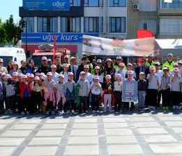 VALİ TÜLAY BAYDAR BİLGİHAN TRAFİK HAFTASI KAPSAMINDA YAPILAN PROGRAMA KATILDI