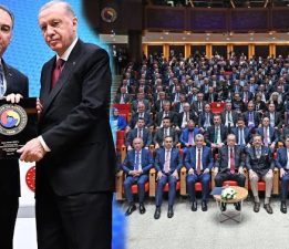 CUMHURBAŞKANI ERDOĞAN, BAŞKAN KEYİK’E HİZMET ŞEREF BELGESİ TAKDİM ETTİ