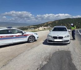 JANDARMA EKİPLERİNDEN TRAFİK DENETİMİ FAALİYETLERİ