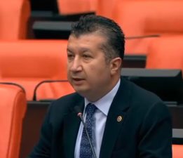 CHP’li Akbulut’tan Burdur’daki tren istasyonuna tepki: “Vatandaşların yaşamsal koşullarını güçleştiriyor”