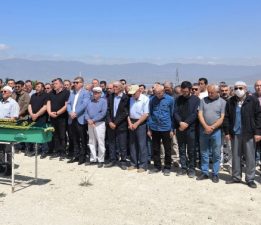 BAŞKAN ERCENGİZ ALİ İHSAN SUNGUR’U SON YOLCULUĞUNA UĞURLADI