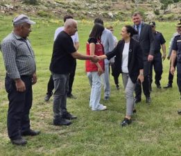 VALİ BİLGİHAN AYÖRÜK ŞENLİĞİ HAZIRLIKLARIYLA İLGİLİ SAHA İNCELEMESİ YAPTI