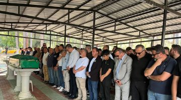 Kemal Efe Bettemir Gözyaşları İçinde düzenlenen cenaze töreniyle son yolculuğuna uğurlandı.
