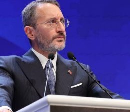 Fahrettin Altun: Tüm siyasi aktörler sorumlu bir dille hareket etmeli, millî iradeye ve hukuki süreçlere saygı göstermelidir