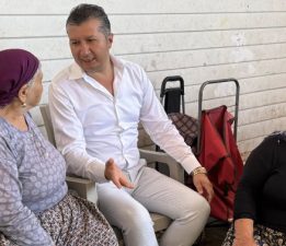 Esnafın ve Vatandaşların sesi CHP’li Vekil Akbulut Burdur Salı Pazarını Ziyaret Etti