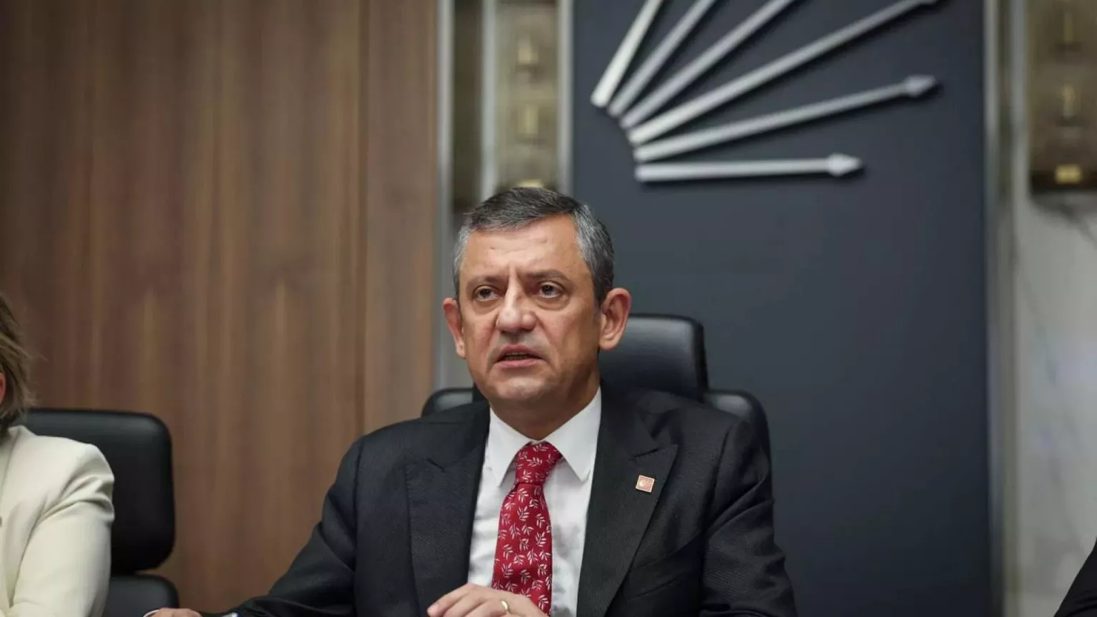 Özgür Özel: “Bu iktidarı değiştireceğiz”