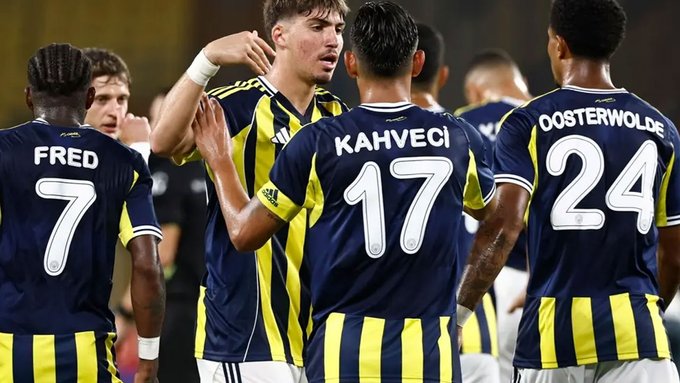 Fenerbahçe’den taraftarı üzen ‘Arial font’ kararı
