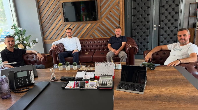 Burdur’un Vekili Mustafa Oğuz Bucak Ziraat Odası’nı Ziyaret etti.