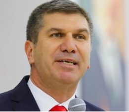 Başkan Ercengiz “Memleket yangın yeri beyefendilerin işi gücü belediye”