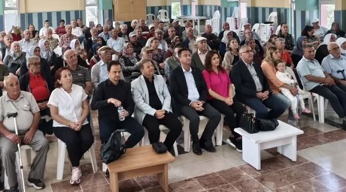 YEŞİLOVA’DA KALP SAĞLIĞI SÖYLEŞİSİ: HALKLA BULUŞMA