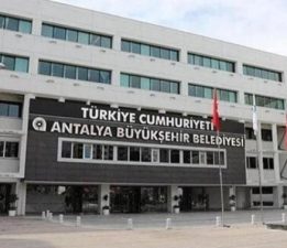 Antalya Büyükşehir Belediyesi’ne rüşvet operasyonu: 18 gözaltı