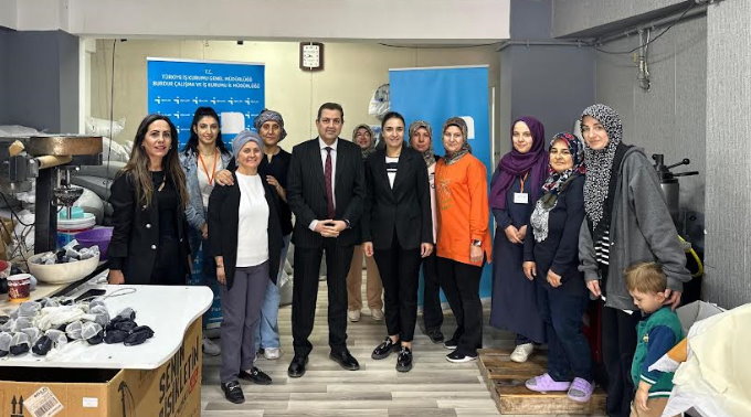 KADIN İSTİHDAMINI GÜÇLENDİRMEK İÇİN ÇALIŞMAYA DEVAM EDİYORUZ