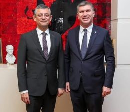 BURDUR’DAN CHP LİDERİ ÖZGÜR ÖZEL’E BİR KEZ DAHA BAŞKAN ERCENGİZ’DEN DESTEK ÇIKTI