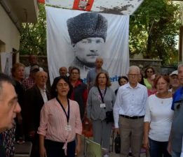 Emekliler Antalya’da Sandık Başına Gitti!