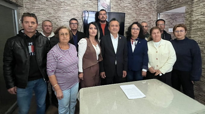 CHP BURDUR İL BAŞKAN ADAYI HAKAN AÇAR ADAYLIK’DAN ÇEKİLDİ.