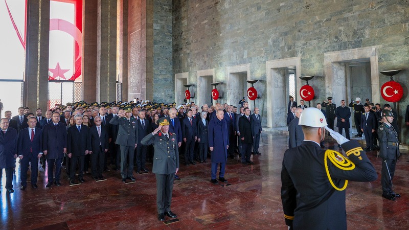Büyük Önder Gazi Mustafa Kemal Atatürk’ün vefatının 87’nci yıldönümünde, Anıtkabir’de resmi tören düzenlendi